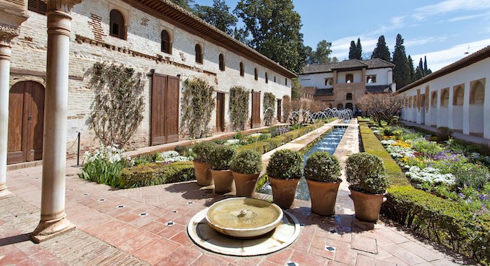 Tour por la Alhambra y el Generalife sin colas